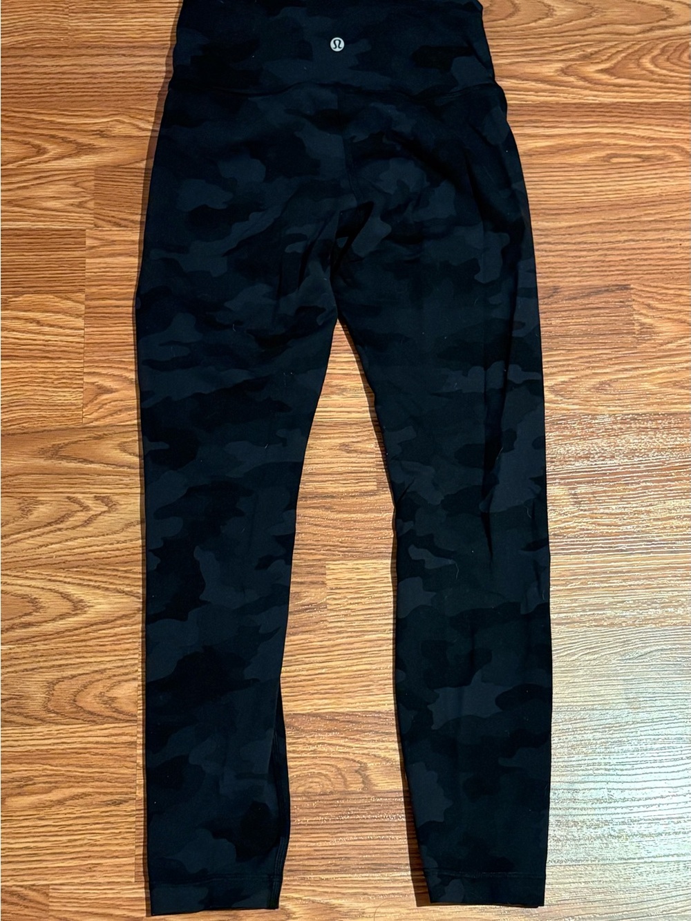 lululemon athletica size 6 Black Camo Leggings
